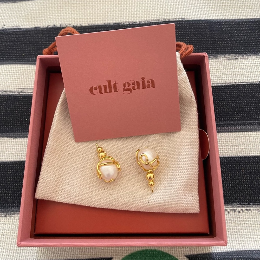 Cult Gaia Pearl Sela Earrings